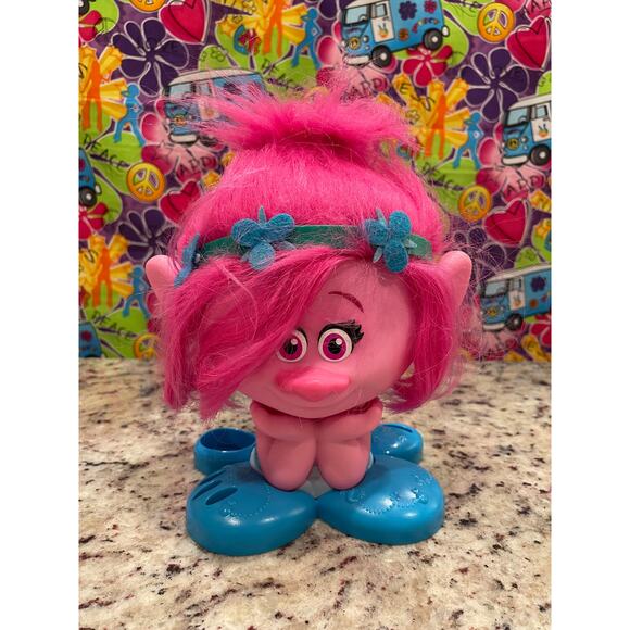 2016 Poppy Troll Styling Station Head with Groovy Blue Headband 10' DWA LLC - Picture 4 of 6
